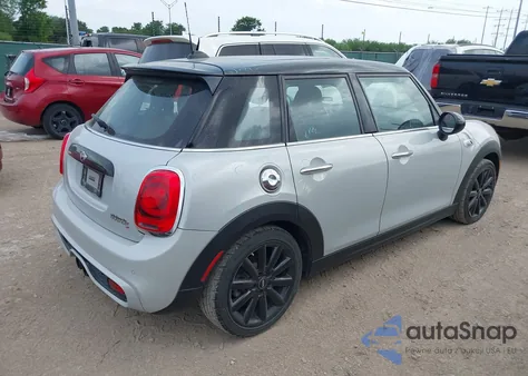 2016 Mini Hardtop Cooper S z USA, uszkodzony, nr VIN WMWXU3C55G2B66752